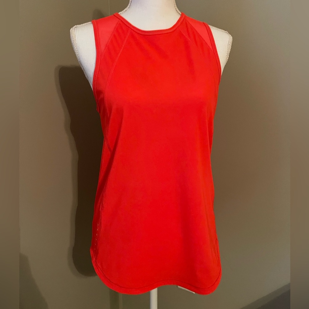 Lululemon Red Women's Sculpt Tank Top
